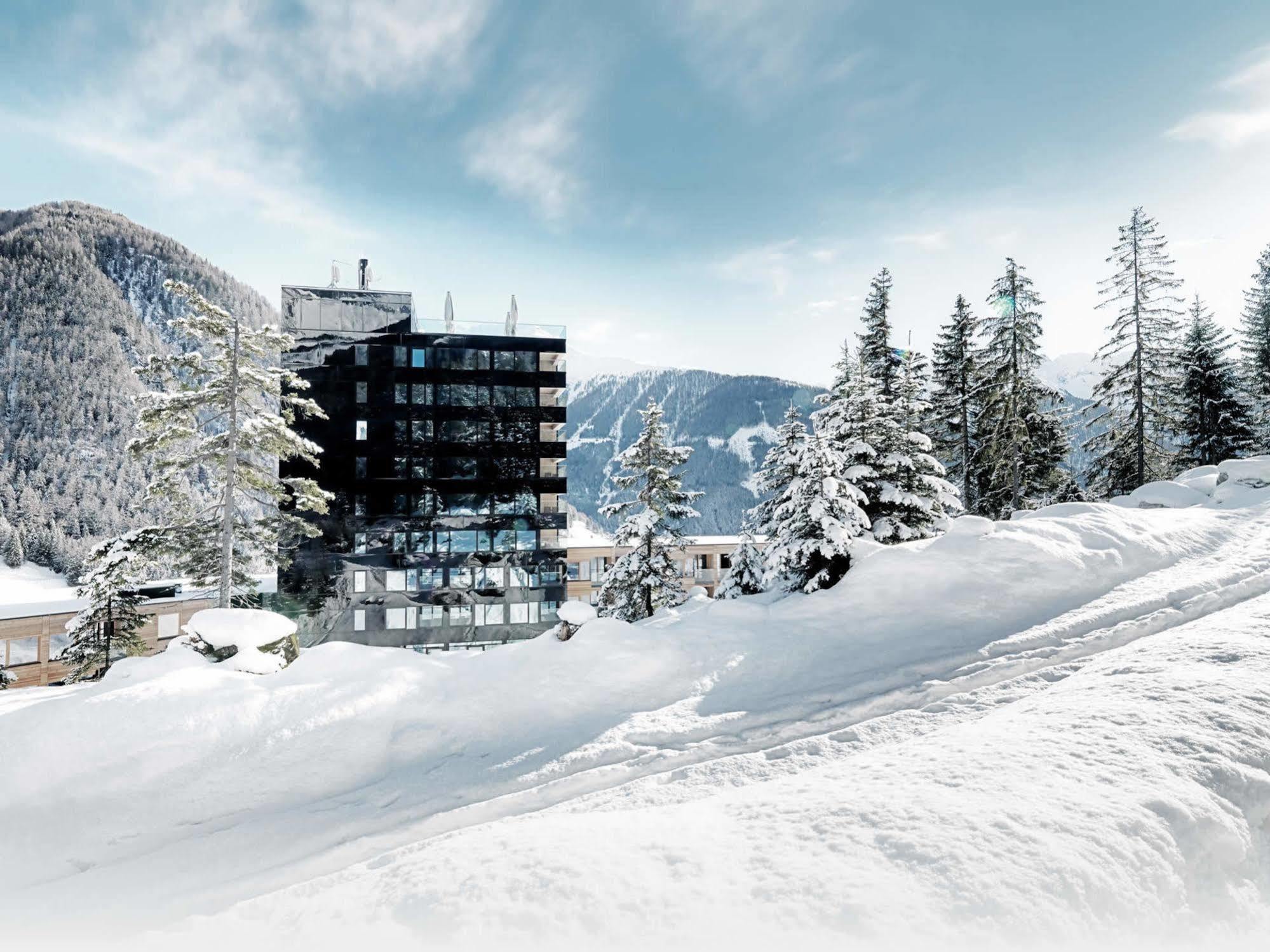 Gradonna Mountain Resort Chalets & Hotel Kals am Grossglockner Ngoại thất bức ảnh